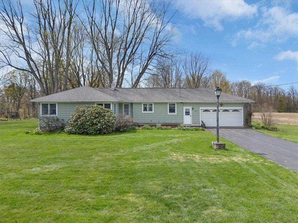 6479 East Port Bay Road, Wolcott, NY 14590