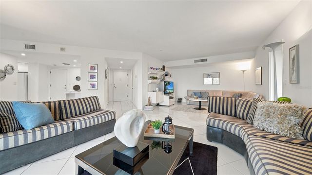 2525 GULF OF MEXICO DRIVE 7B, Longboat Key, FL 34228