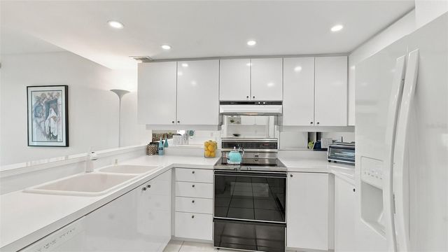 2525 GULF OF MEXICO DRIVE 7B, Longboat Key, FL 34228