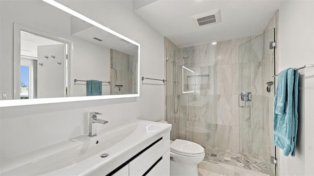 2525 GULF OF MEXICO DRIVE 7B, Longboat Key, FL 34228