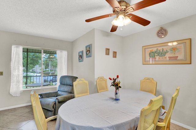 221 Pine Hov Circle B-2, Greenacres, FL 33463