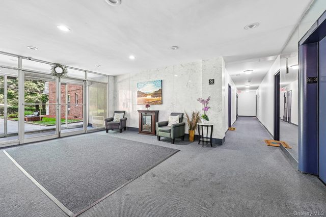 632 Palmer Road 6F, Yonkers, NY 10701