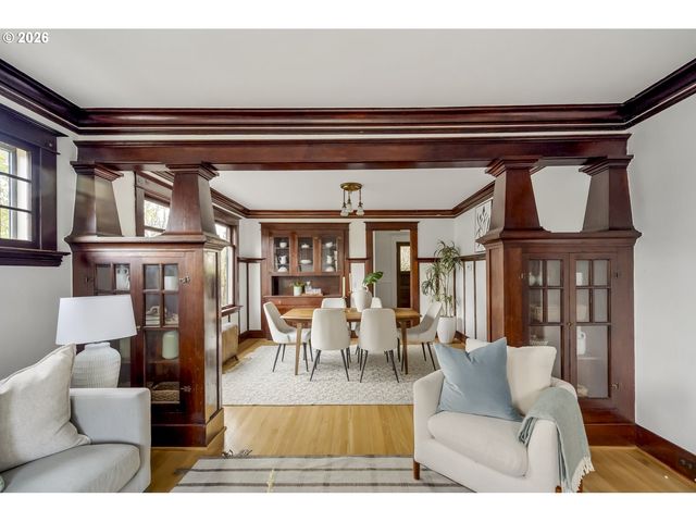 4616 Se BOISE St, Portland, OR 97206