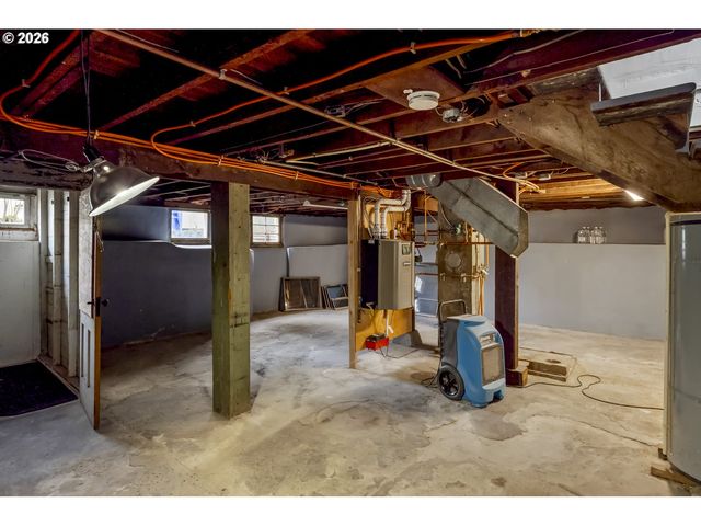 4616 Se BOISE St, Portland, OR 97206