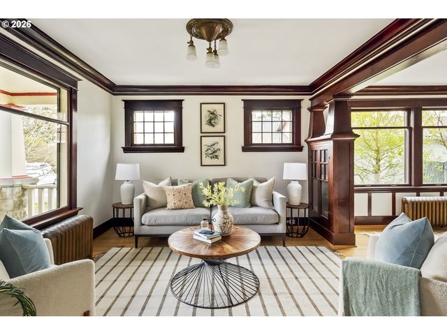 4616 Se BOISE St, Portland, OR 97206