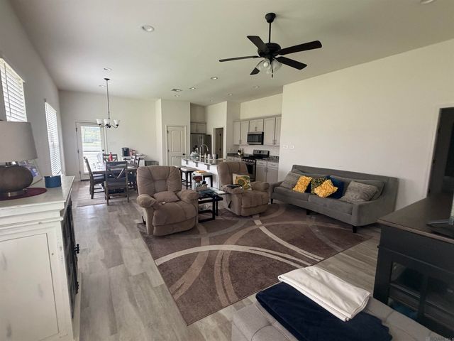1122 Gentle Wind Dr, Baton Rouge, LA 70820