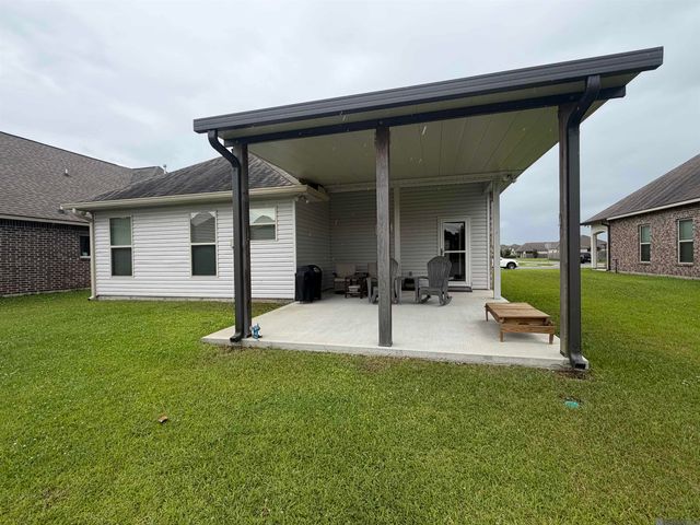 1122 Gentle Wind Dr, Baton Rouge, LA 70820