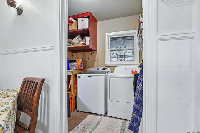 202 SUTTON DR, San Antonio, TX 78228