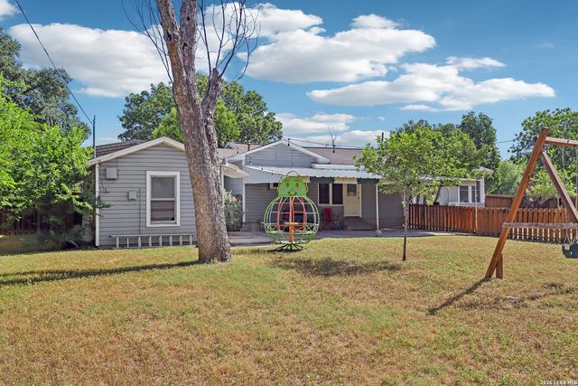 202 SUTTON DR, San Antonio, TX 78228