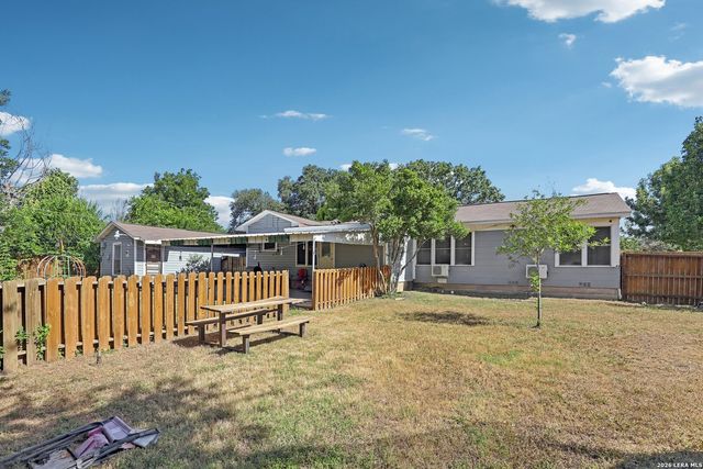 202 SUTTON DR, San Antonio, TX 78228