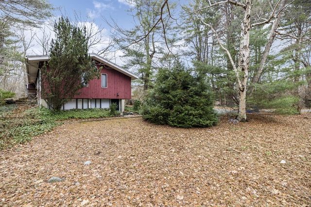 9 Peacock Farm Road, Lexington, MA 02421