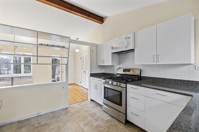 9 Peacock Farm Road, Lexington, MA 02421