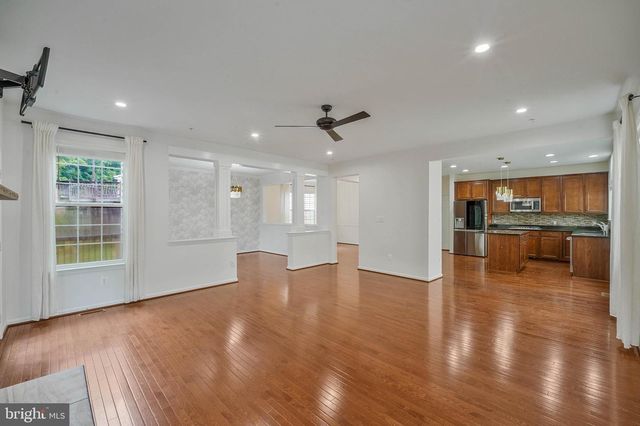 3461 EAGLE RIDGE DR, Woodbridge, VA 22191