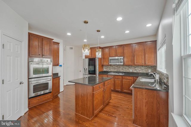 3461 EAGLE RIDGE DR, Woodbridge, VA 22191