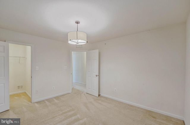 3461 EAGLE RIDGE DR, Woodbridge, VA 22191