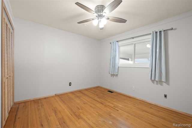 27228 Weddel Avenue, Brownstown, MI 48183