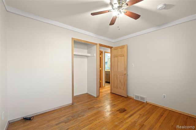 27228 Weddel Avenue, Brownstown, MI 48183