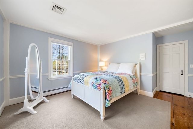23 Old Farm Rd, Hopkinton, MA 01748