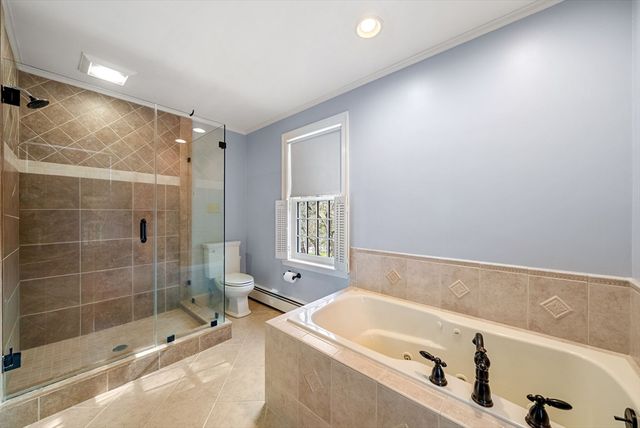 23 Old Farm Rd, Hopkinton, MA 01748