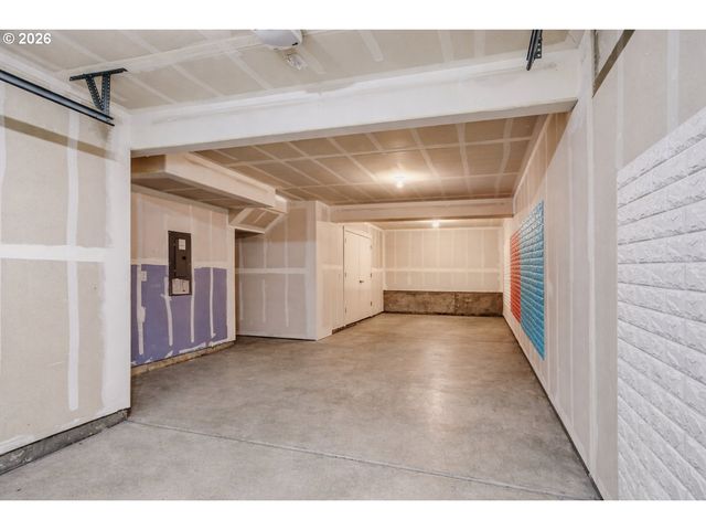 13182 Sw AUBERGINE Ter, Sherwood, OR 97140