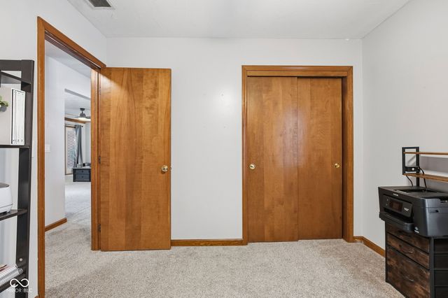 11066 N Eagles Nest Court, Fairland, IN 46126