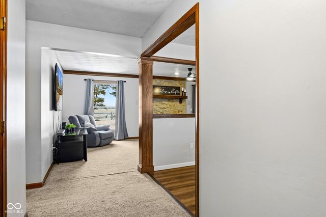 11066 N Eagles Nest Court, Fairland, IN 46126