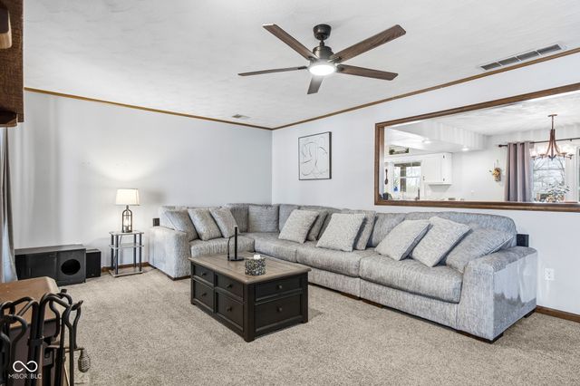 11066 N Eagles Nest Court, Fairland, IN 46126