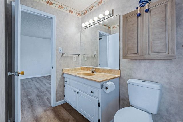 220 Cooper Street, Hot Springs, AR 71913