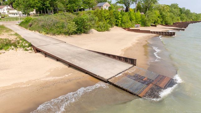 7403 Woodside Road, Lexington, MI 48450