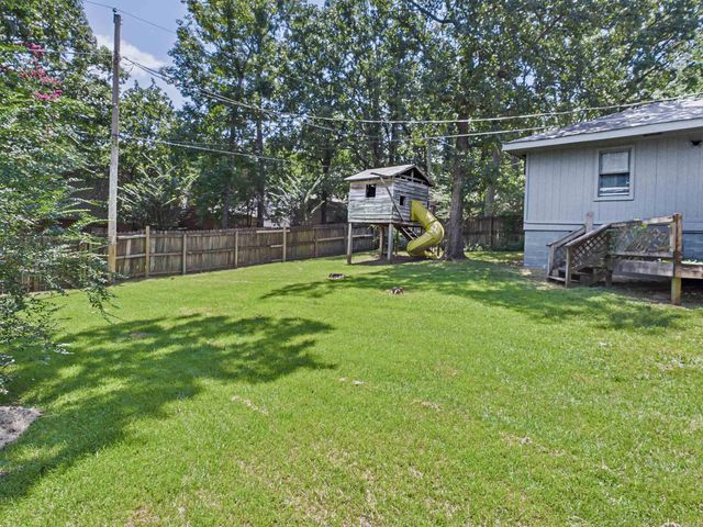 9 Golden Oak Cove, Little Rock, AR 72212