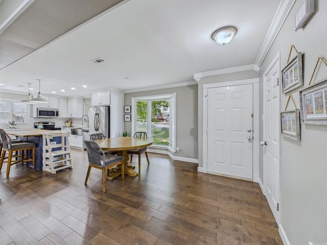 9 Golden Oak Cove, Little Rock, AR 72212