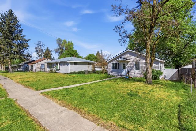 403 E Sanson Ave, Spokane, WA 99208