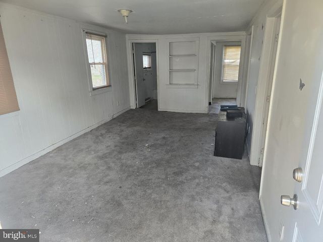 60 E RAILROAD AVE, Selbyville, DE 19975