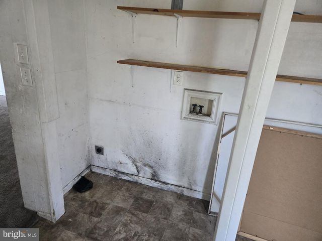 60 E RAILROAD AVE, Selbyville, DE 19975