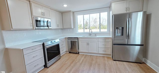 19 Holcombe Road, Piedmont, SC 29673