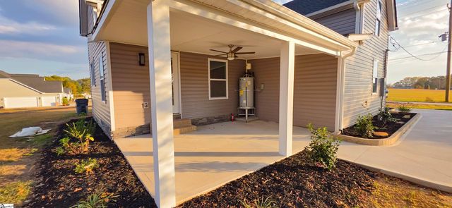 19 Holcombe Road, Piedmont, SC 29673