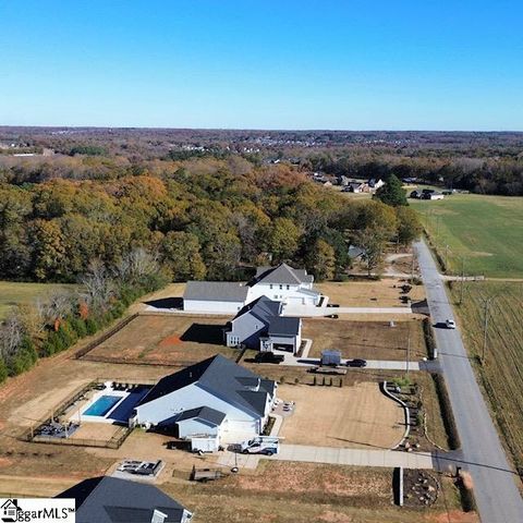 19 Holcombe Road, Piedmont, SC 29673