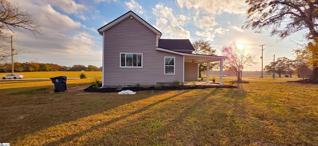 19 Holcombe Road, Piedmont, SC 29673