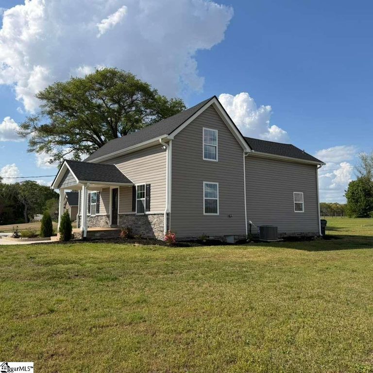 19 Holcombe Road, Piedmont, SC 29673