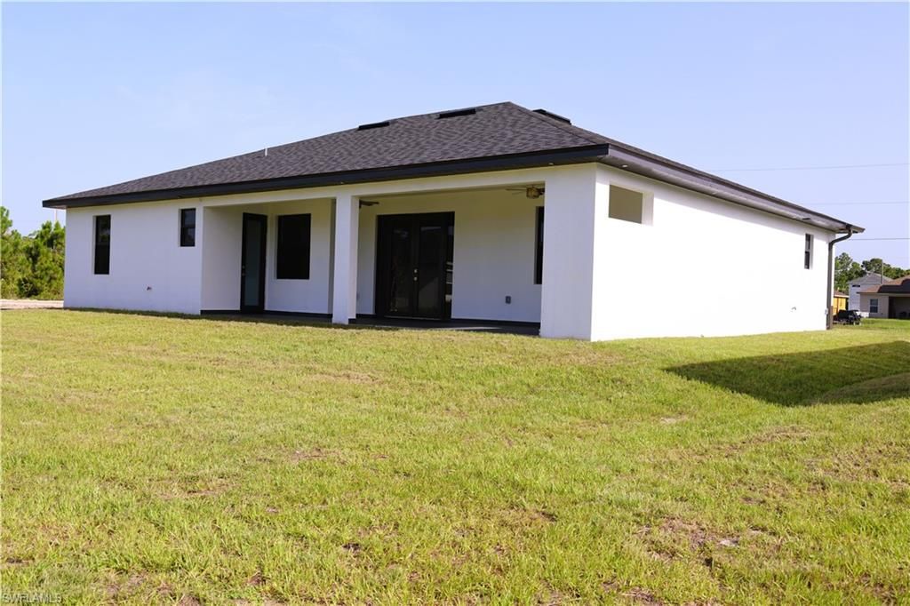 1216 Delores ST E, LEHIGH ACRES, FL 33974 — photo 4