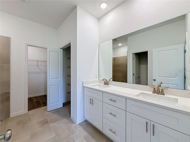 110 FRUITWOOD AVENUE, Eustis, FL 32726