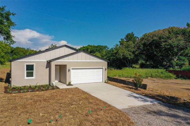 110 FRUITWOOD AVENUE, Eustis, FL 32726