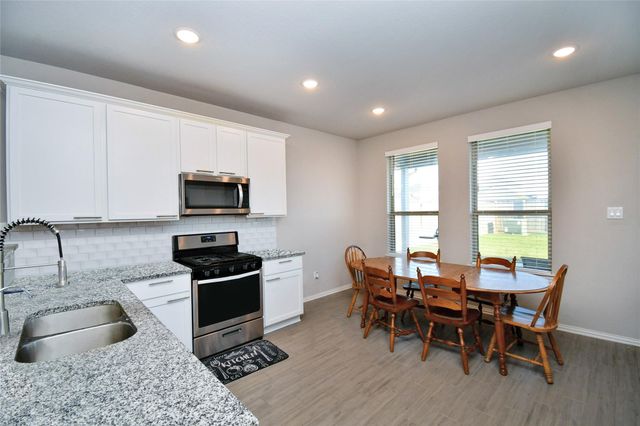 7419 French Quarter Court, Fulshear, TX 77441