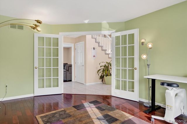 6857 Bridgemont Drive, Canton, MI 48187