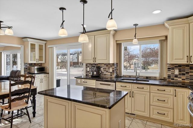 6857 Bridgemont Drive, Canton, MI 48187