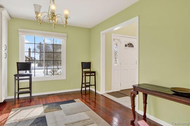 6857 Bridgemont Drive, Canton, MI 48187