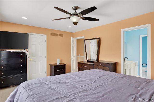 6857 Bridgemont Drive, Canton, MI 48187