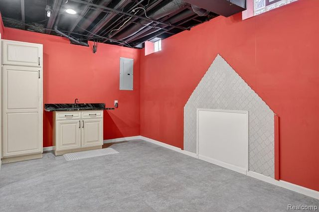 6857 Bridgemont Drive, Canton, MI 48187