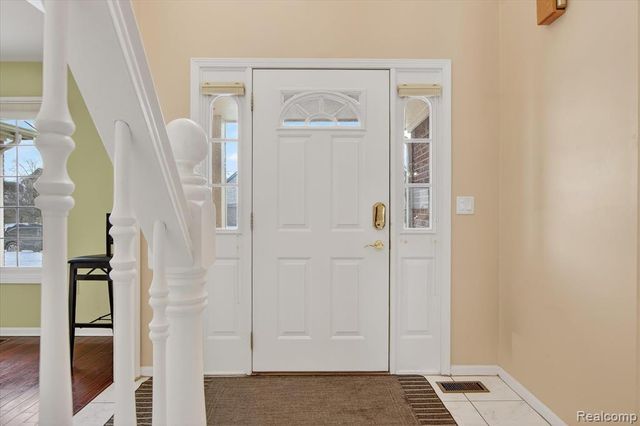 6857 Bridgemont Drive, Canton, MI 48187