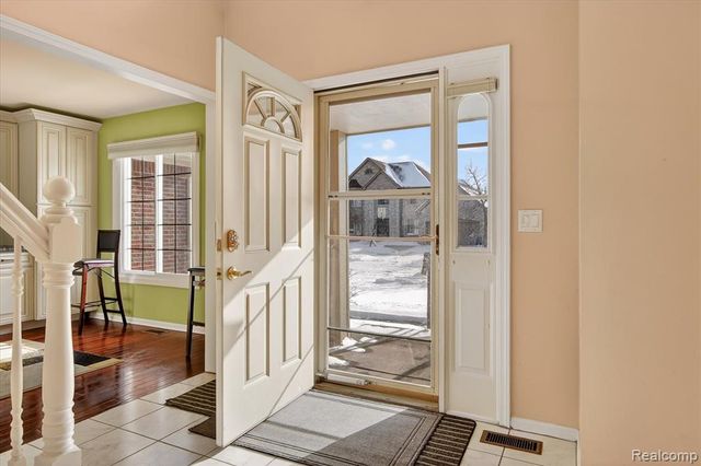 6857 Bridgemont Drive, Canton, MI 48187